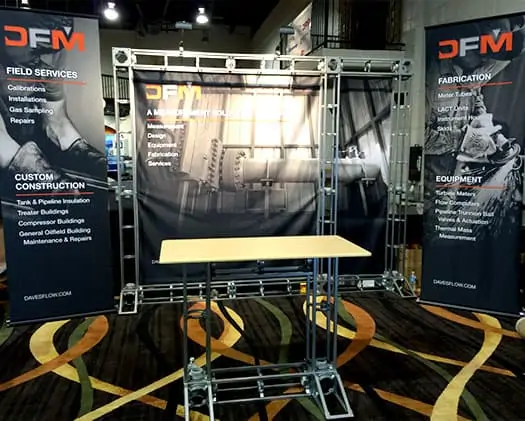 Trade Show Display with truss assembly